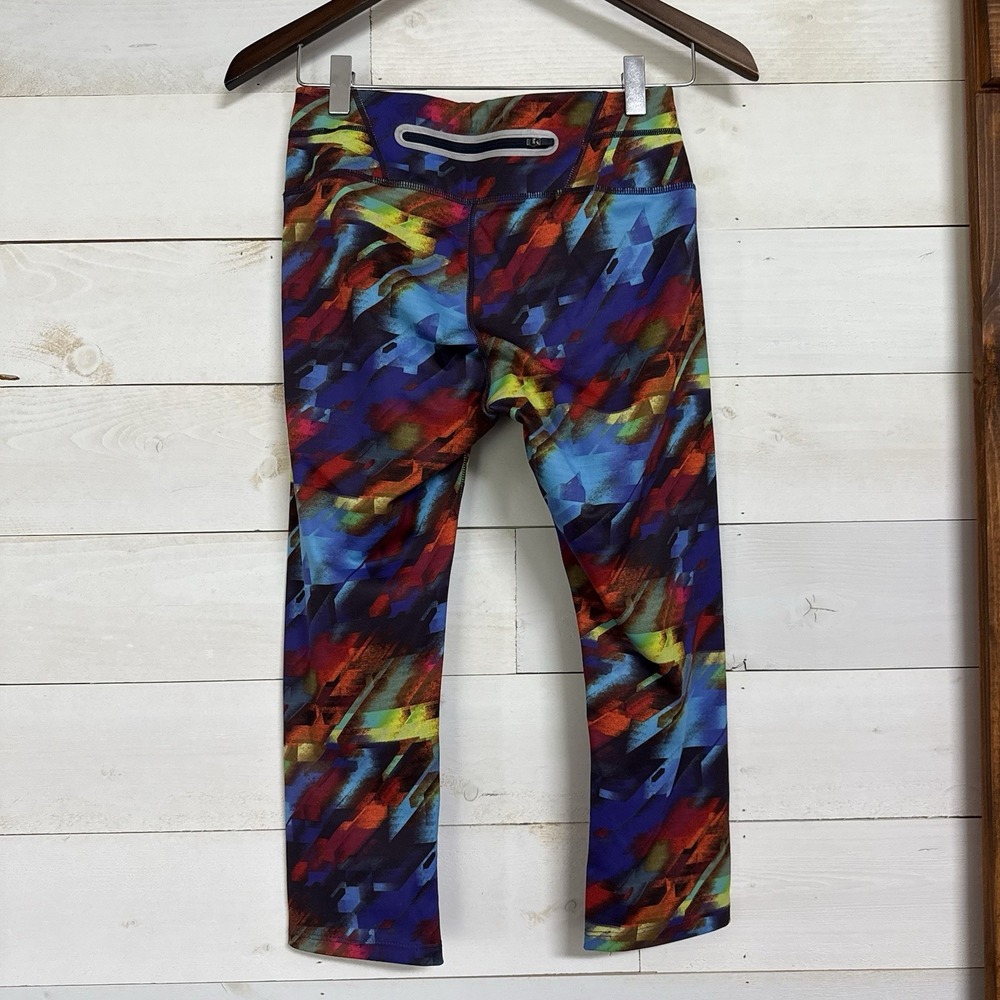 Athleta Pants Women's Size S Athletic Capri Leggings Colorburst Sonar Yoga - Picture 11 of 13
